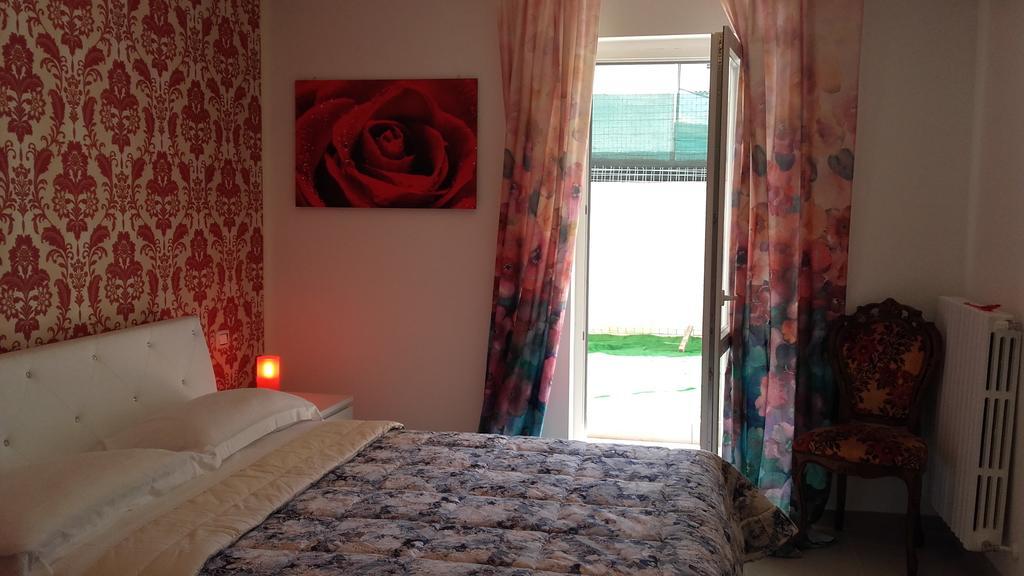 Le Tre Rose Bed & Breakfast 卡萨马西玛 外观 照片