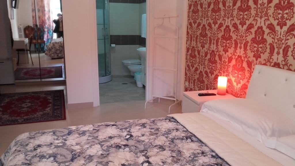 Le Tre Rose Bed & Breakfast 卡萨马西玛 外观 照片